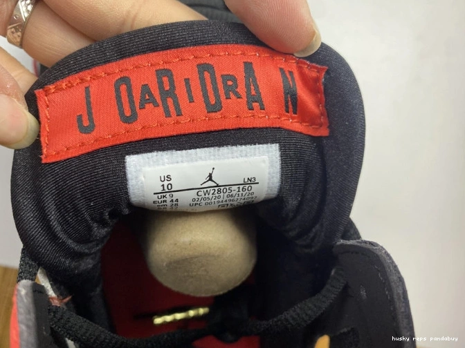 Rep Husky Jordan CW2805-160 7 China Greater Air Retro 0818
